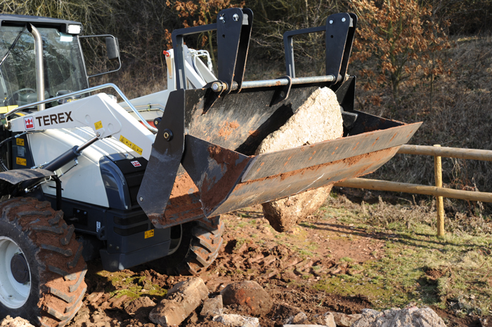 Advantages of Using a Backhoe Loader