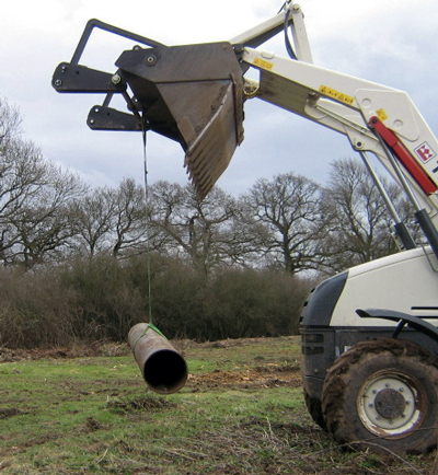 Advantages of Using a Backhoe Loader